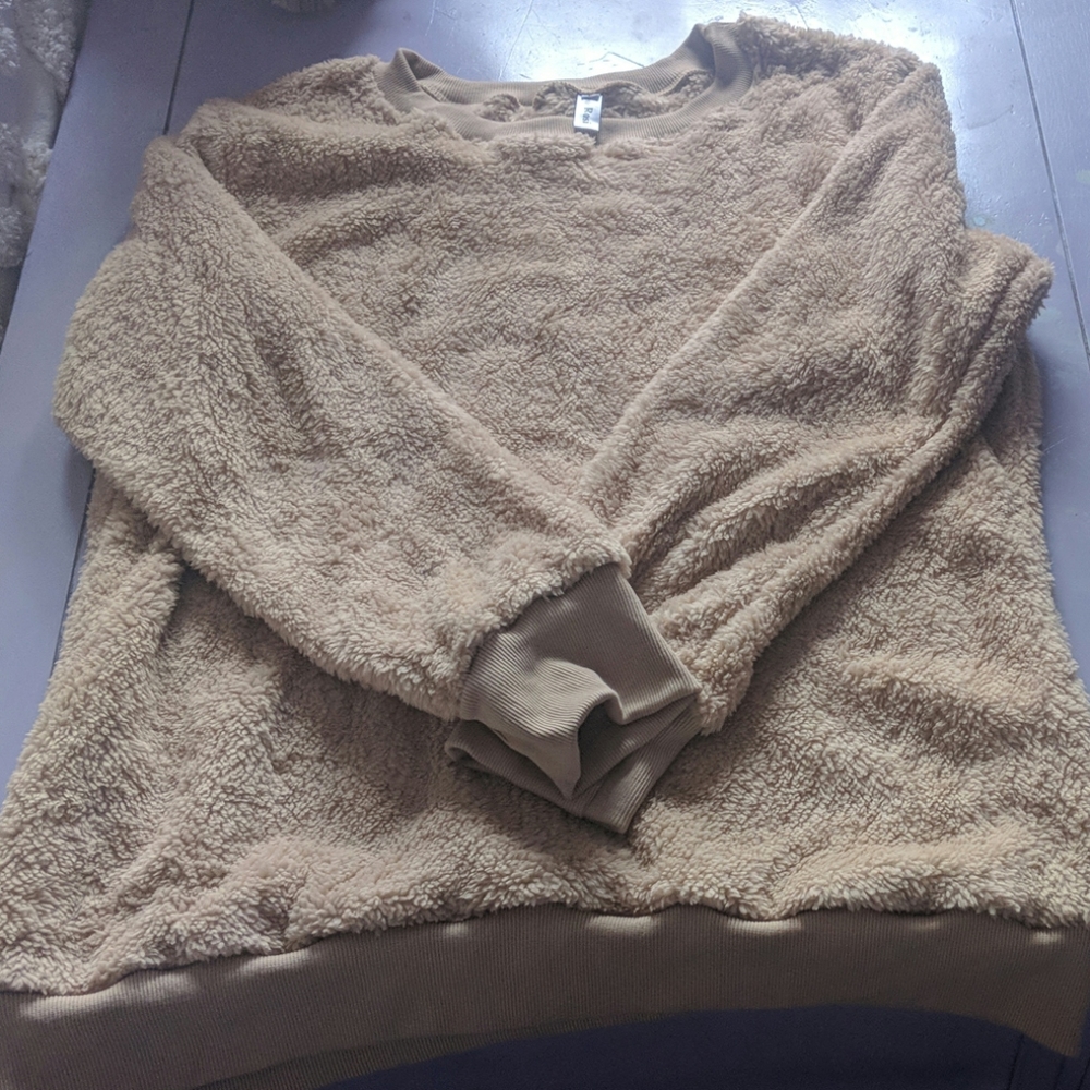 Women's sweater shirt
